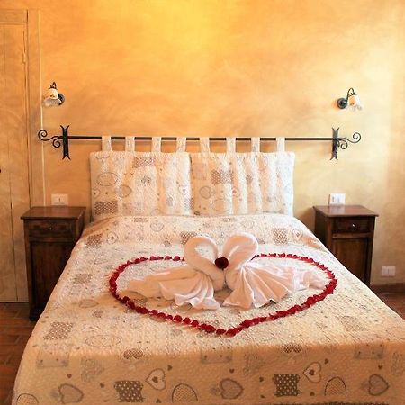 Bed and Breakfast La Casa Delle Rondini Roncoferraro Zewnętrze zdjęcie