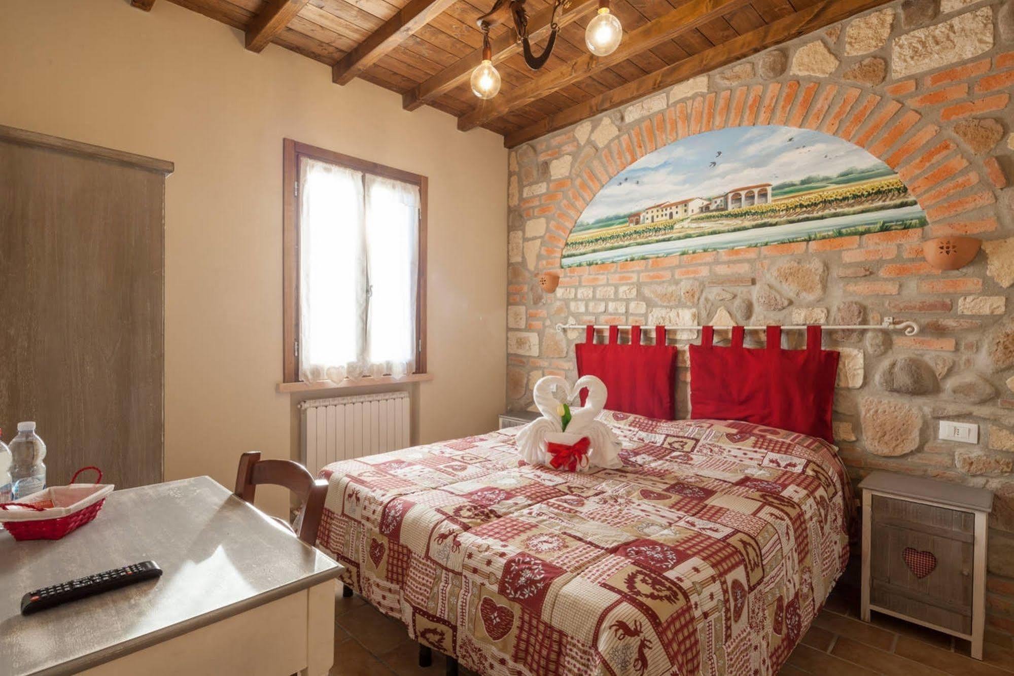 Bed and Breakfast La Casa Delle Rondini Roncoferraro Zewnętrze zdjęcie