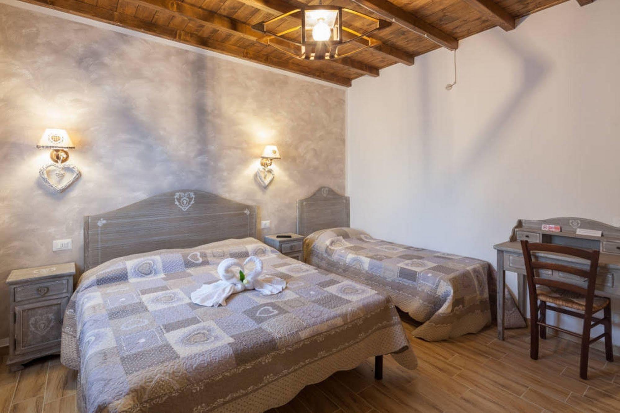 Bed and Breakfast La Casa Delle Rondini Roncoferraro Zewnętrze zdjęcie