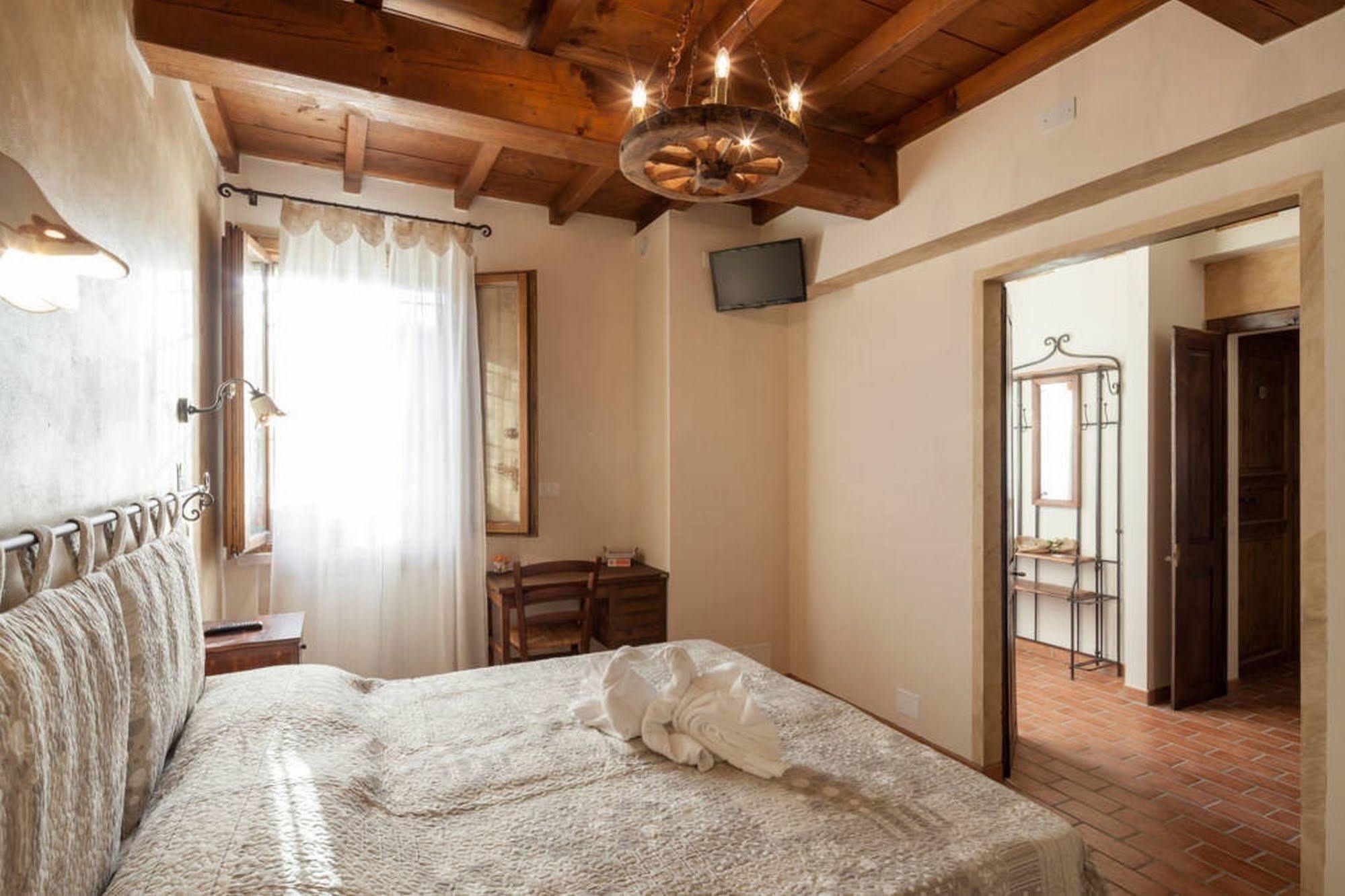 Bed and Breakfast La Casa Delle Rondini Roncoferraro Zewnętrze zdjęcie
