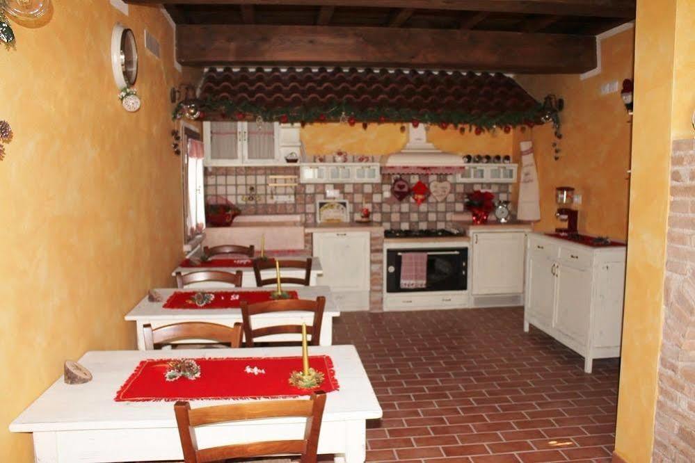 Bed and Breakfast La Casa Delle Rondini Roncoferraro Zewnętrze zdjęcie